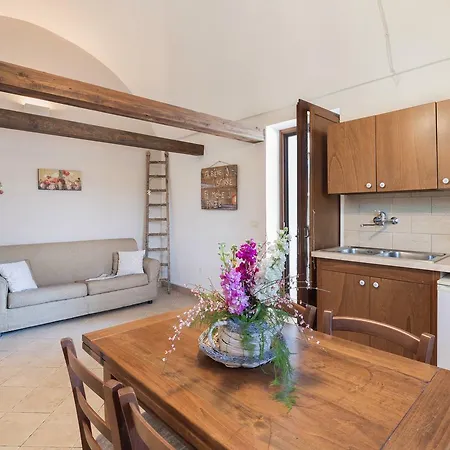 Fascino Antico Trulli Bed & Breakfast *